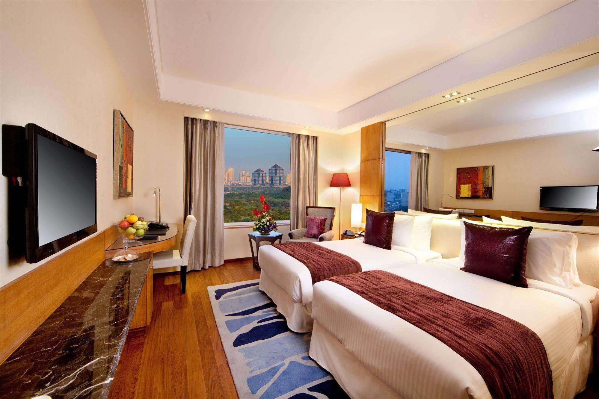 เดอะ เฟิร์น เรสซิเดนซี่ เกอร์กาออน Hotel คูร์เคาน์ ภายนอก รูปภาพ